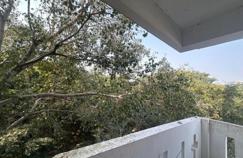 Auli Apartment | 3BHK fourth floor apartment Stay with arshita