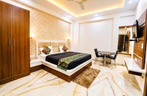 Taj Ganj Hotel | Hotel Chandan Palace 50 Mtr Taj Mahal