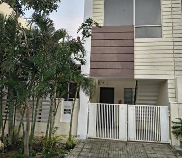 Bareilly House | The Family Nest Homestay,
