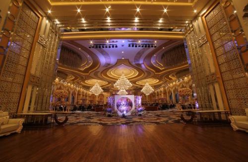 Meerut Hotel | La Flora Resort