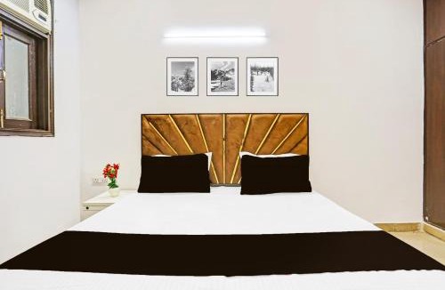 Sainik Farm Hotel | Hotel O KD 111 Shivam Residency