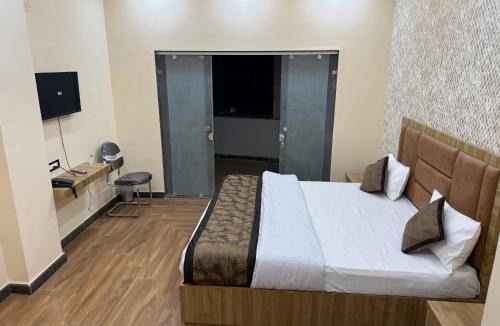 Kanpur Hotel | Hotel Keshav Villa