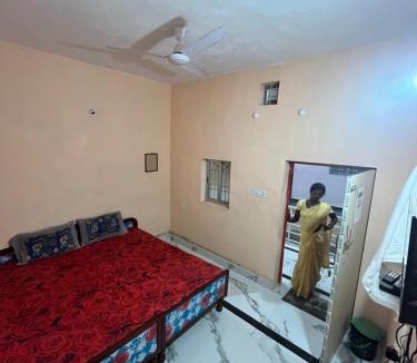 Rajendragram House | Om Aadarsham यात्री निवास