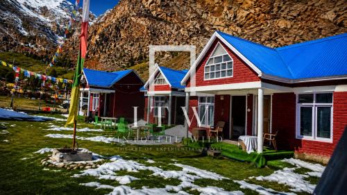 Keylong Bed & Breakfast | ITW Into The Wild Cottages & Camps
