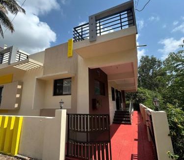 Belagavi House | RoyalNest Gardenia Single Bedroom