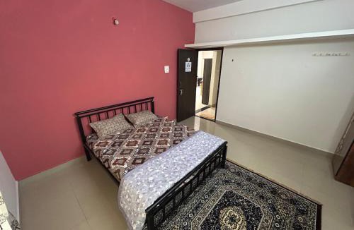 Belagavi House | RoyalNest Gardenia Single Bedroom