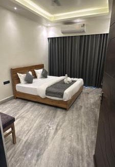 Misrikh Hotel | Hotel shyam leela