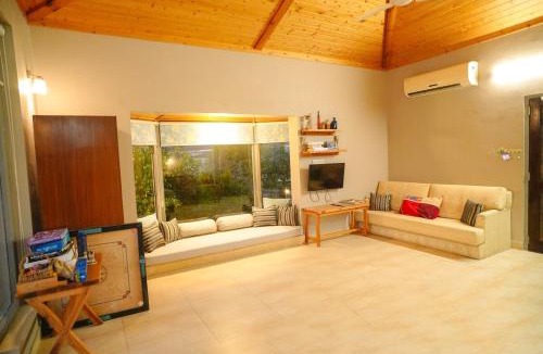 Bullawala House | The River Trail Cottage by The StayCationer