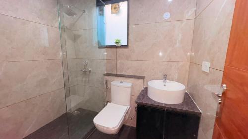 Gurugram Hotel | Liv Regalia - Luxora Stays on Golf Course Road