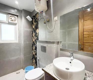 New Delhi Hotel | Hotel Sevan - malviya nagar