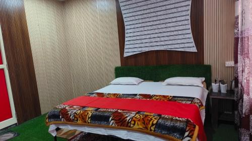 Sirala Hostel | Tehri lake view camp and cottage