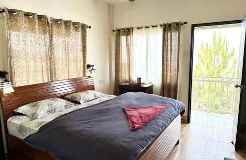 Tehri House | AtulyaNeer Lakeview Cottage