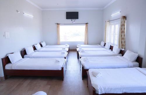 Fern Hill Hotel | LMS Palve Sugavasam