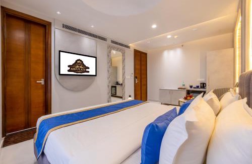 Paharganj Hotel | Hotel Anu Plaza - Newly Built Hotel With Parking Just 6 Mins from Connaught Place ,New Delhi Railway Station & Metro Station