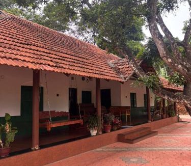 Mananthavady House | Ophel Ayurvedic Gardens, 7 Bed Heritage Home