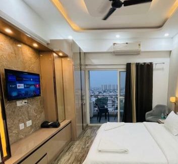 Greater Noida Apartment | Paramount golf forest grater noida