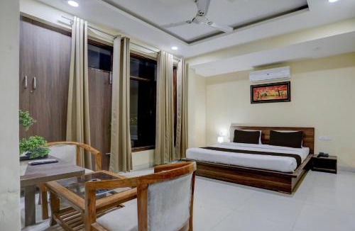 Gomti Nagar Hotel | Super OYO Townhouse Gomti Nagar Sector 1 Formerly The Gahmar Inn