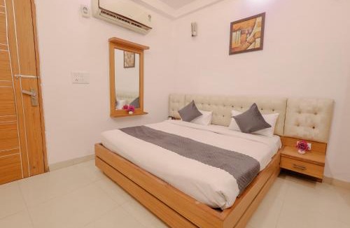 Agra House | The Little Pink Homestay Near Taj Mahal
