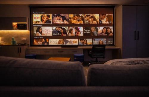 Greater Noida Apartment | Private Cinema Apartment By Buddies Home