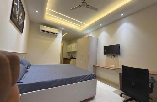 Udyog Vihar Apartment | Zencore Studio