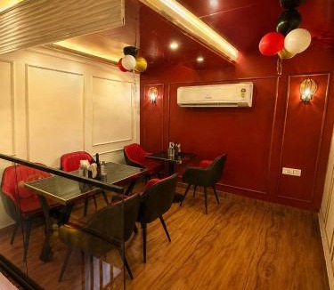 Dariyaganj Hotel | Shyama Inn by Rivlet, Delhi
