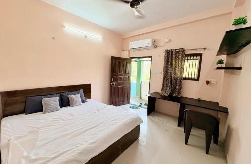 Jabalpur Hotel | Hotel 5 Star Yatri Vishram Dormitory And Rooms
