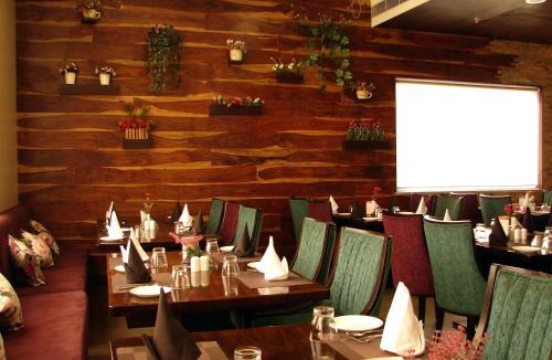 Sitapura Hotel | Hotel Grand Maple