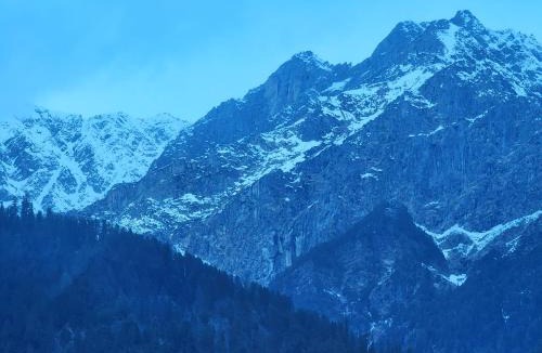 Aleo Bed & Breakfast | Aman Cottage Manali Near Mall Road