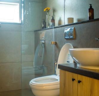 Siolim Apartment | Oshana Stays,Fully furnished Studio Apartment with Pool,Sauna,Siolim, Goa