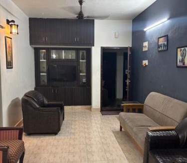 Pallavaram Hotel | Ten Cents Service Apartment