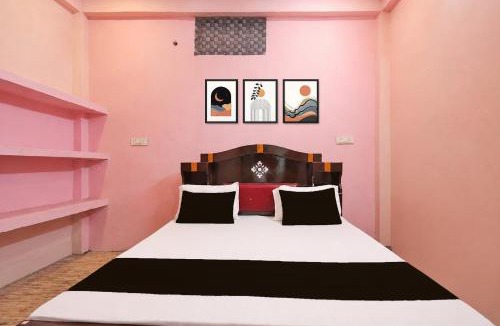 Pukhrayan Hotel | SPOT ON H S .r Hotel