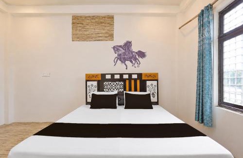 Pukhrayan Hotel | SPOT ON H S .r Hotel