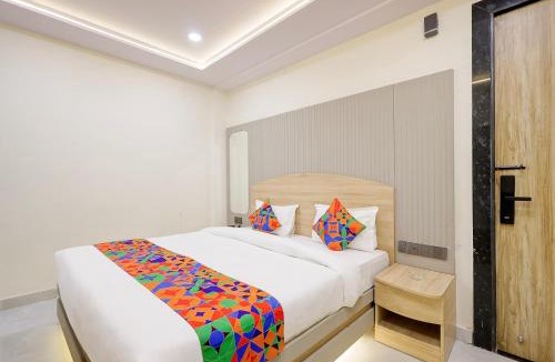 Kanpur Hotel | FabHotel RR Inn
