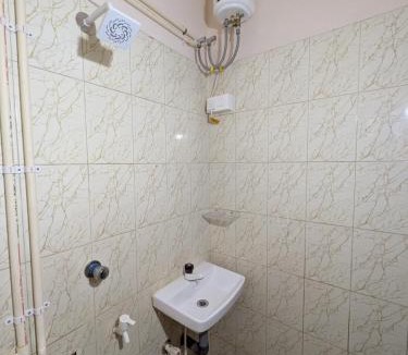 Guruvayur Apartment | ATULYA APARTMENT JUST WALKING DISTANCE Only 1