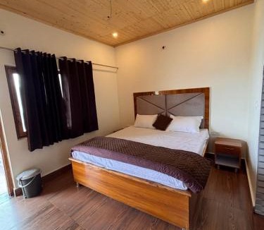Kanatal House | Forest Breeze Homestay