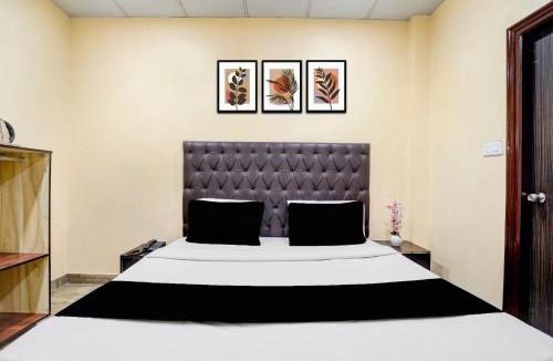 Jalandhar Hotel | Collection O by OYO Burlton Park Jalandhar Formerly Hotel R1 Inn