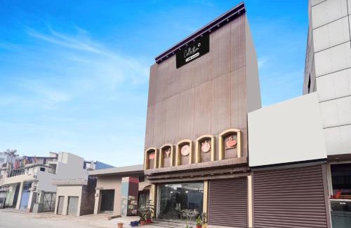 Jalandhar Hotel | Collection O by OYO Burlton Park Jalandhar Formerly Hotel R1 Inn