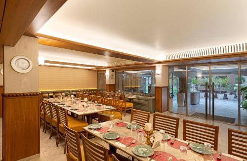 Taj Ganj Hotel | Ginger Agra, Fatehabad Road