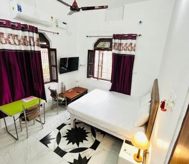 Ghazipur House | Radha Krishna Homestay