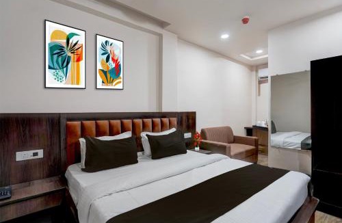Kanpur Hotel | OYO Townhouse Oak Fazalganj Formerly RR Grand