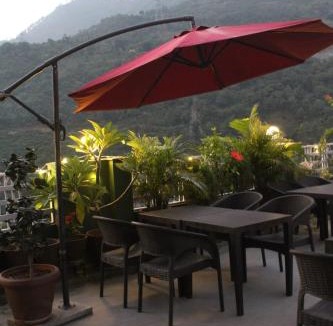 Rudraprayag Hotel | Jayati Palace Hotel