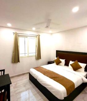 Greater Kailash Hotel | Hotel Vasundhara Villa - Greater Kailash