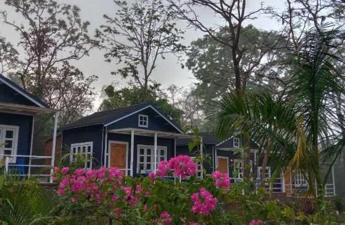 Timbholi Hotel | Wild Monk Jungle Retreat - Dandeli