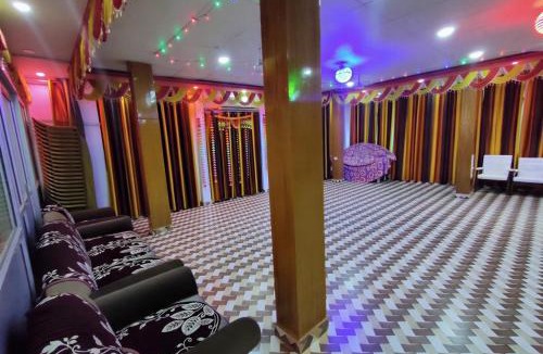 Indira Nagar Hotel | Star palace guest house