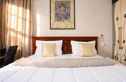 Navalur Apartment | CherryBlossom by RedOlive3BHKECR beachesIT park