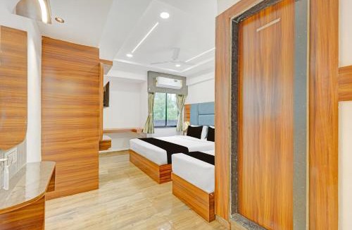 Navrangpura Hotel | Hotel O CG STAY