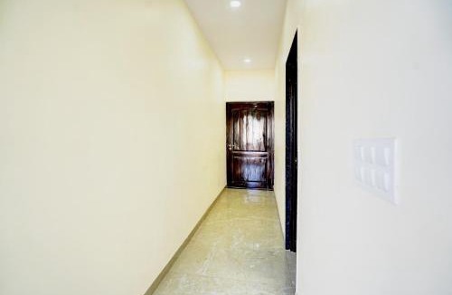 Jabalpur Hotel | Hotel O Godavari Lawn
