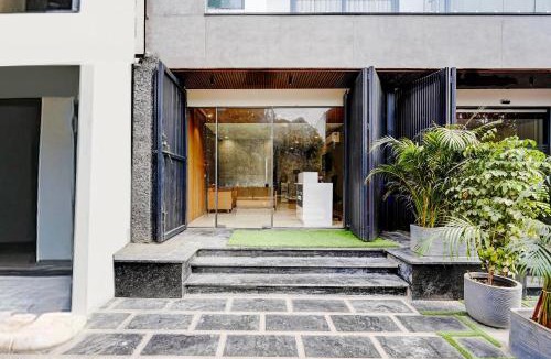 Sector 51 Hotel | Townhouse Sector 51 Gurgaon