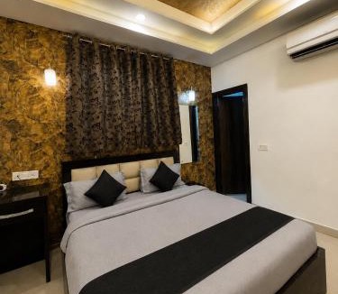 Taj Ganj Hotel | Hotel Deluxe Star Taaj