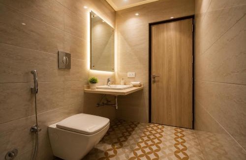 Paharganj House | Hotel Geet Deluxe Near Connaught Place and New Delhi Railway Station